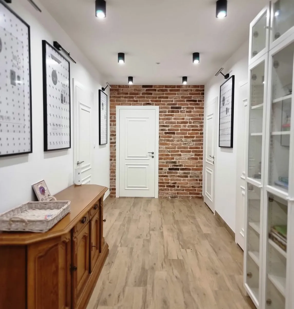 XVIII Century Reclaimed Brick Slips - Image 2