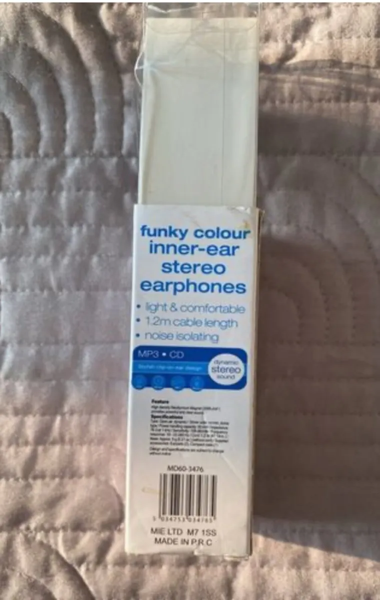 Funky earphones - Image 2
