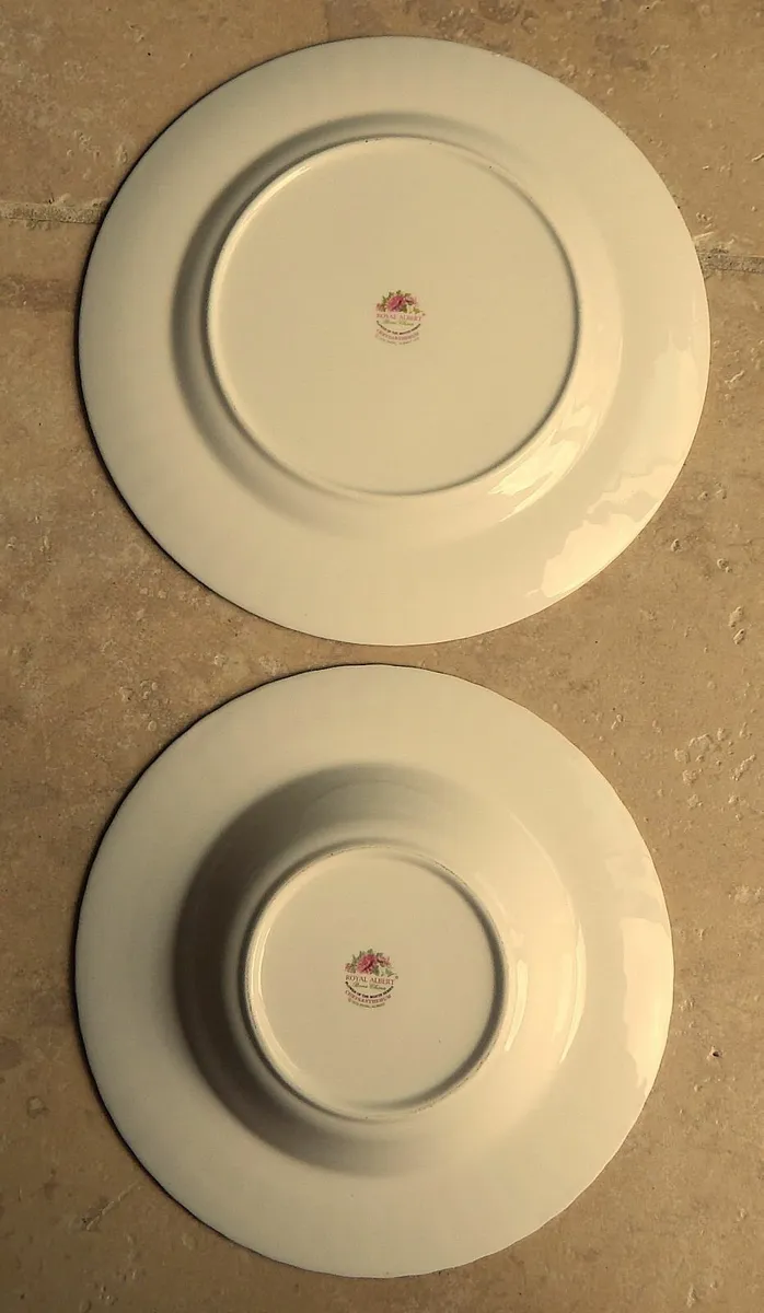 Vintage Royal Albert Chrysanthemum Plates & Bowls - Image 4