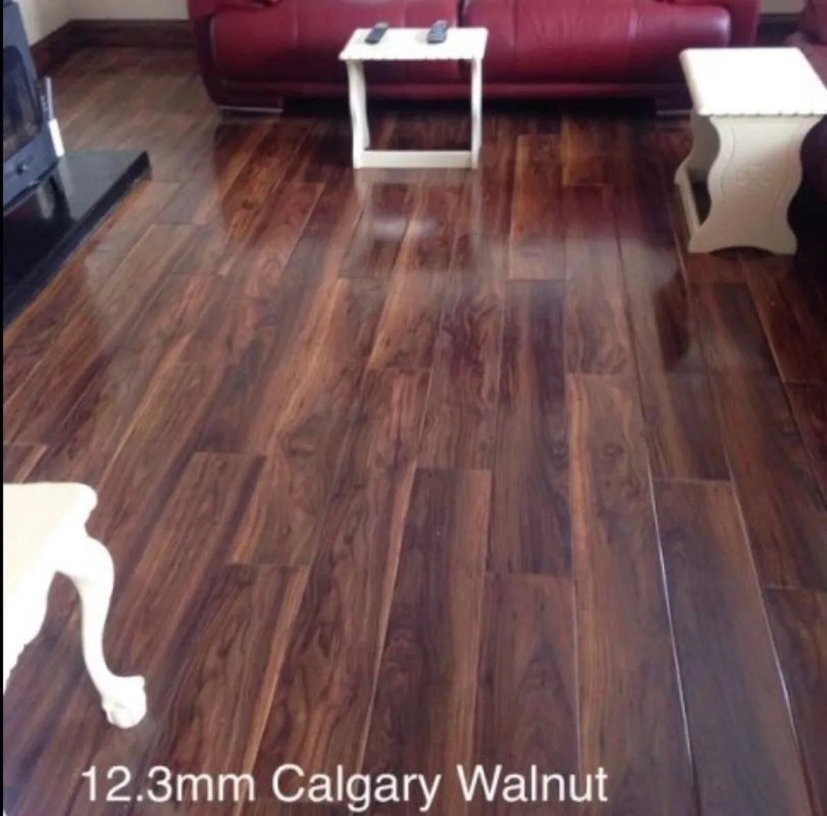 New 12mm High Gloss Beige Laminated Flooring - Image 4