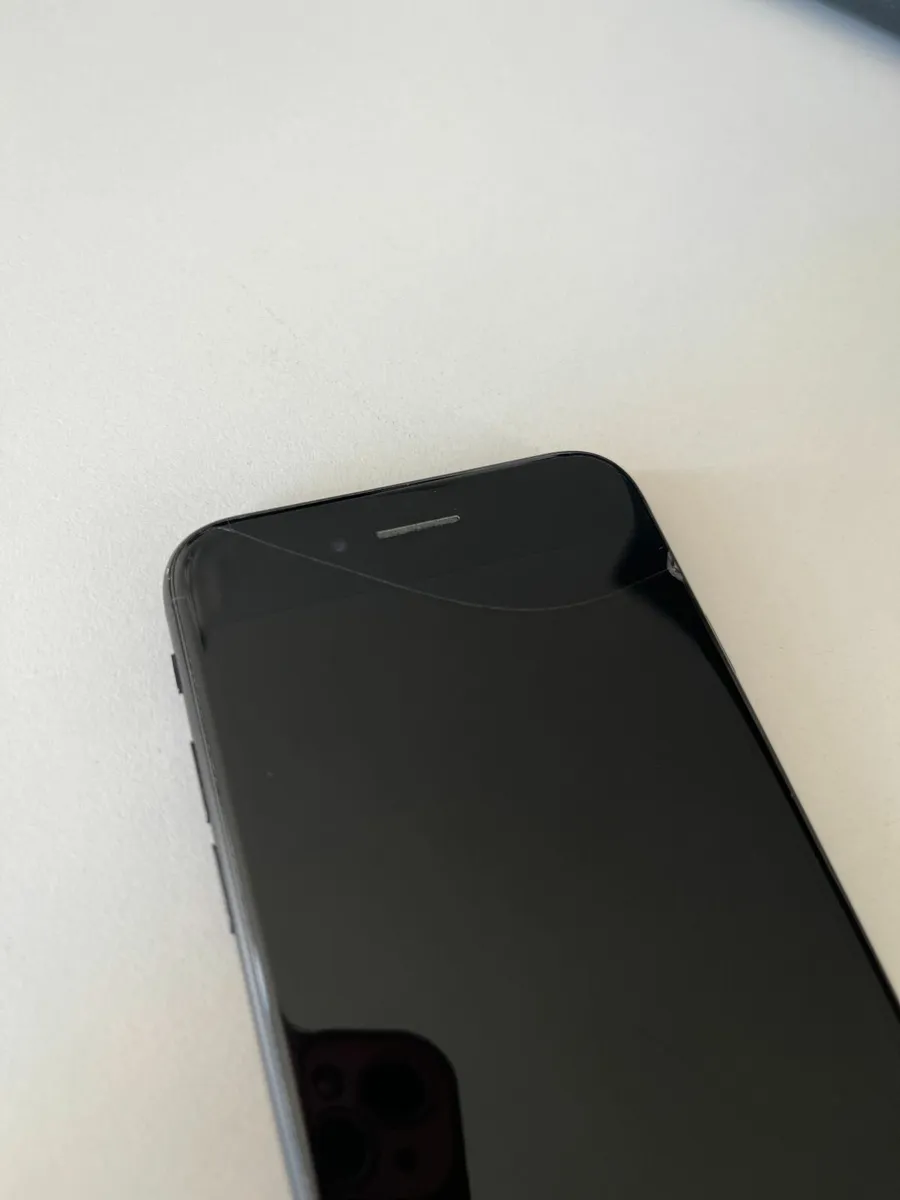 IPHONE SE 2020 64GB - Image 2