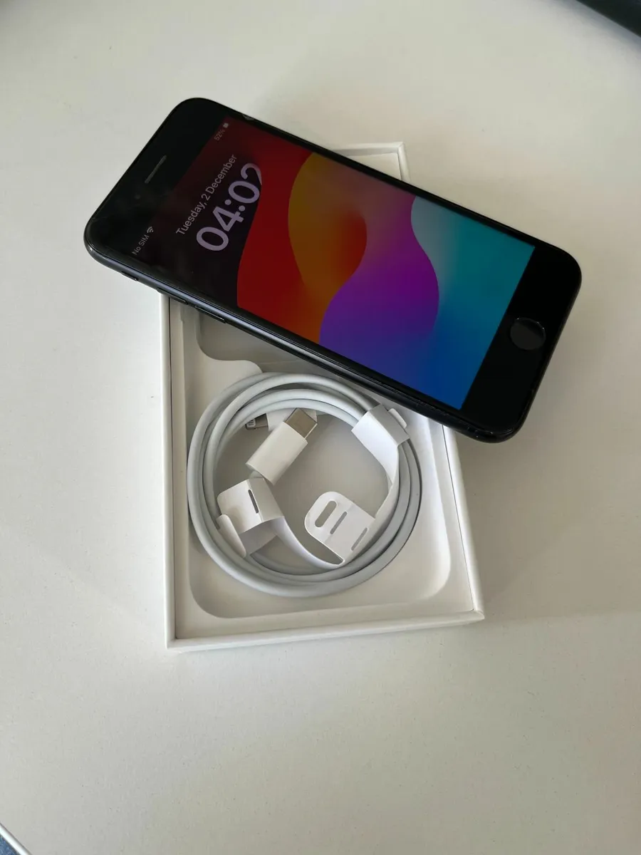 IPHONE SE 2020 64GB - Image 1