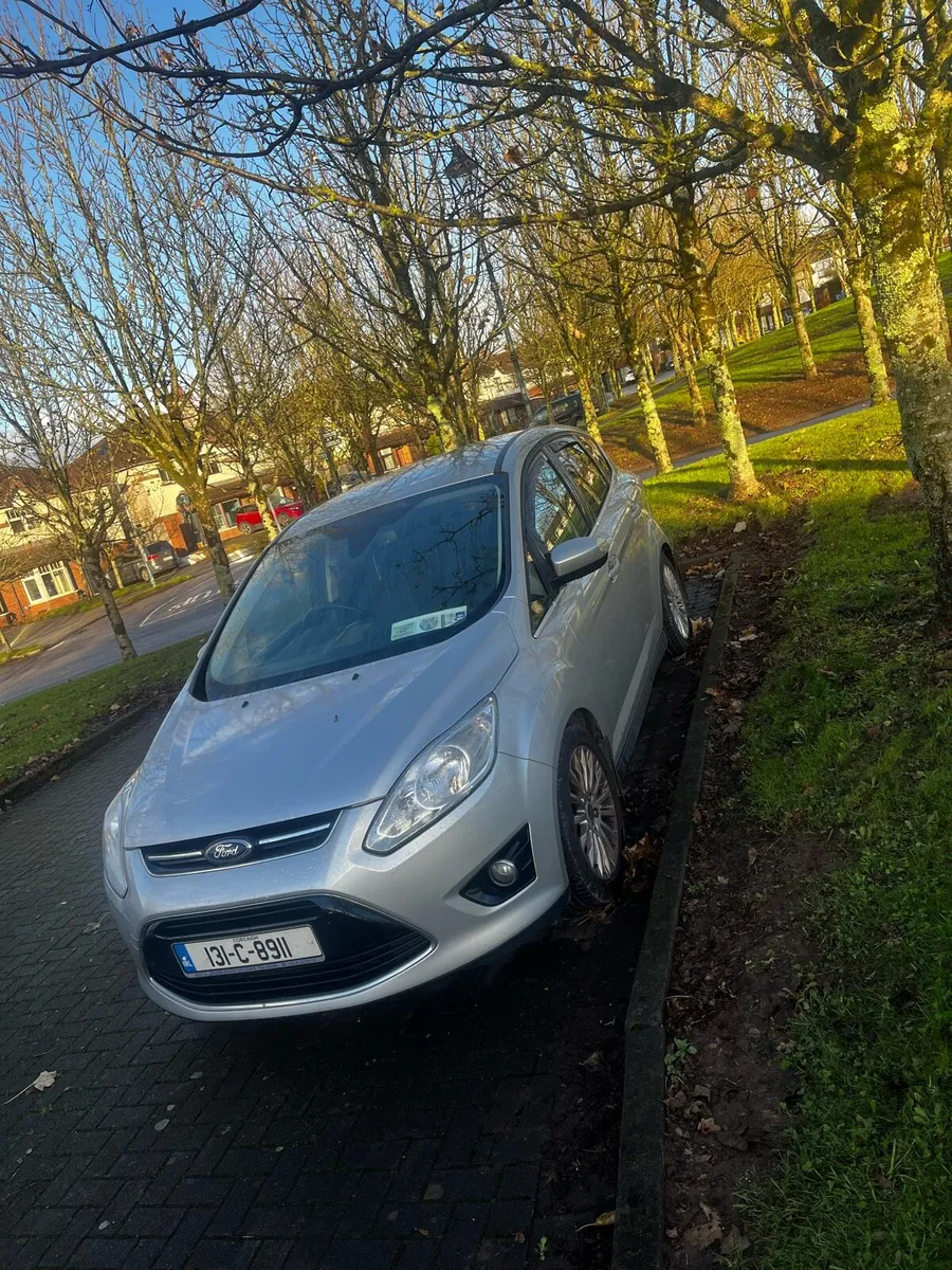 2013 Ford C-Max 5 seats - Image 1