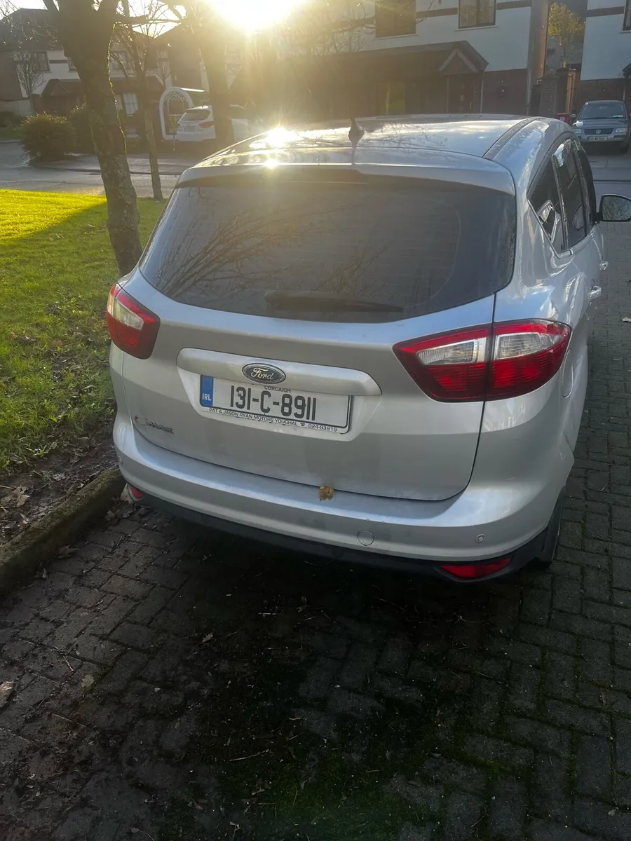 2013 Ford C-Max 5 seats - Image 2