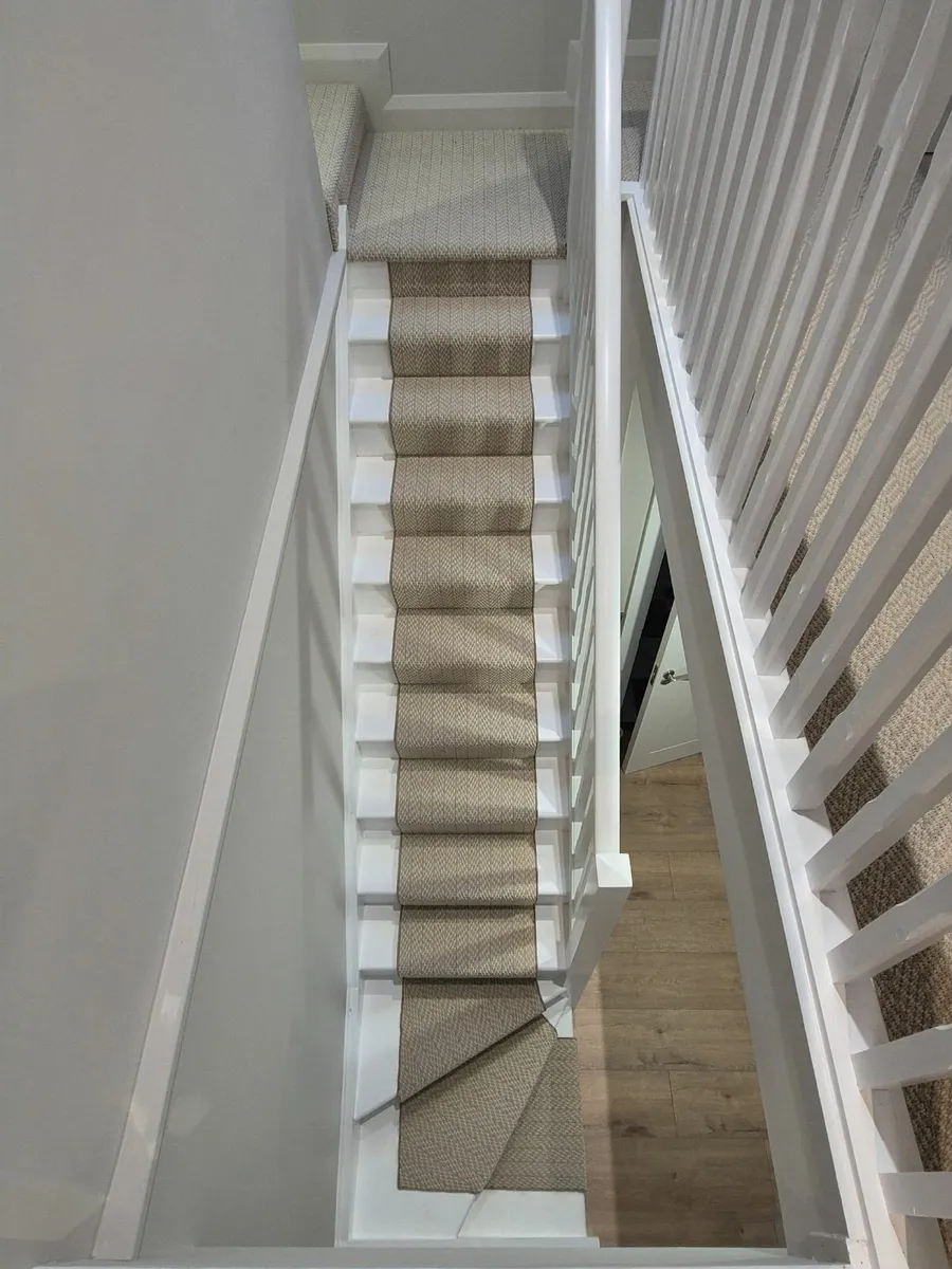 Carpet & Flooring Installer - Image 1