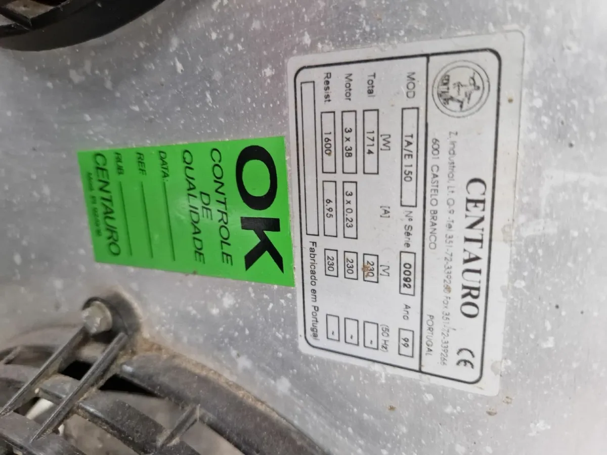 Extractor fan - Image 1