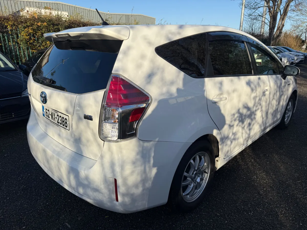 Toyota Prius 2016 79.100km!!! - Image 3