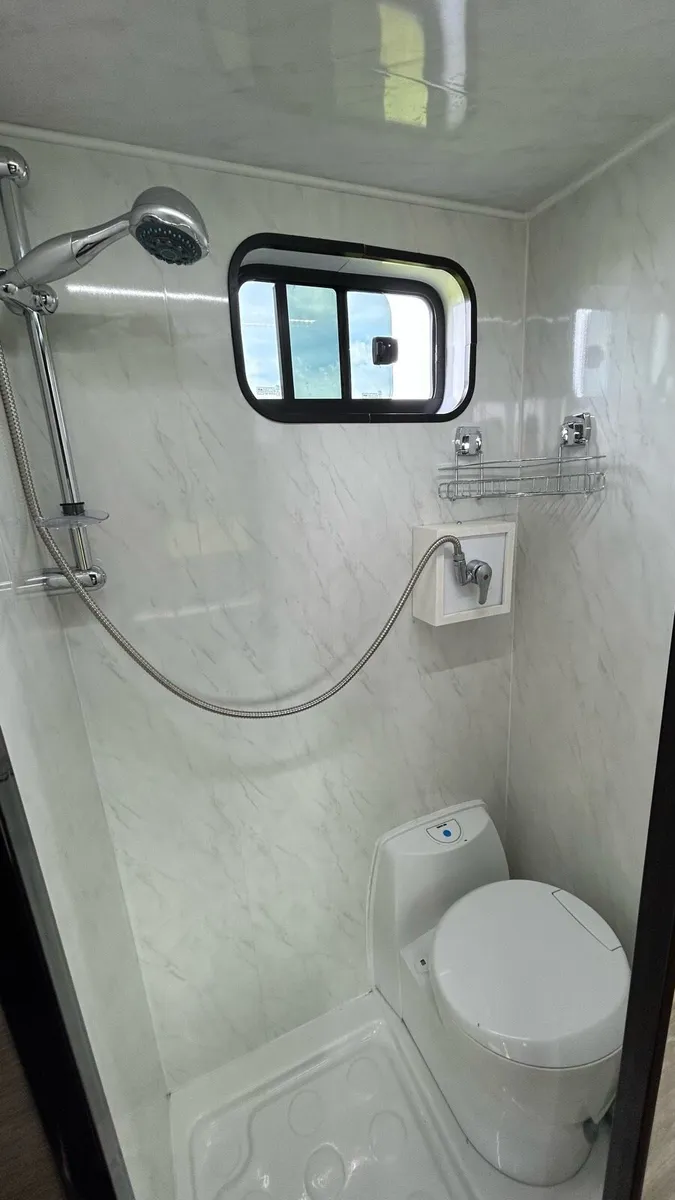 4 Berth Camper - Image 4