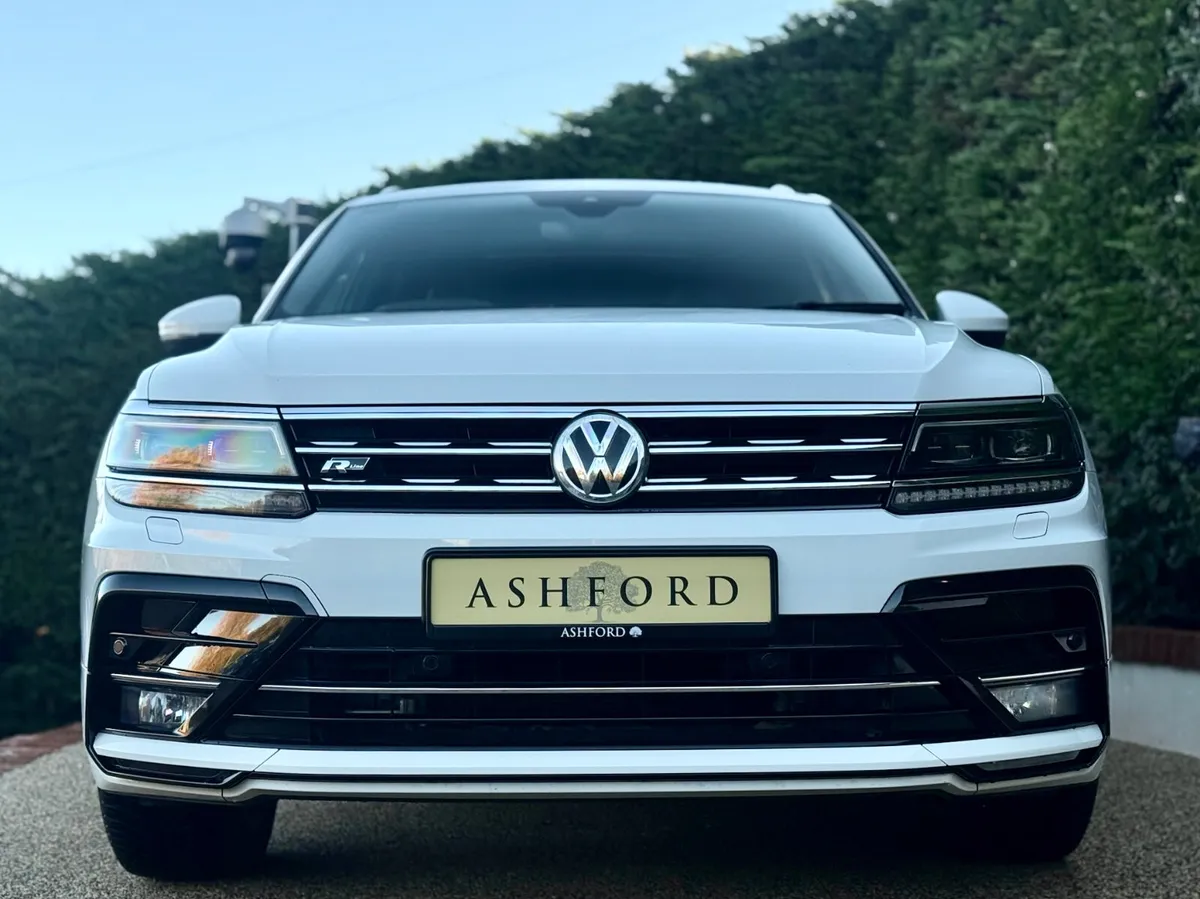Tiguan R line Auto 7 Seats high spec - Image 2