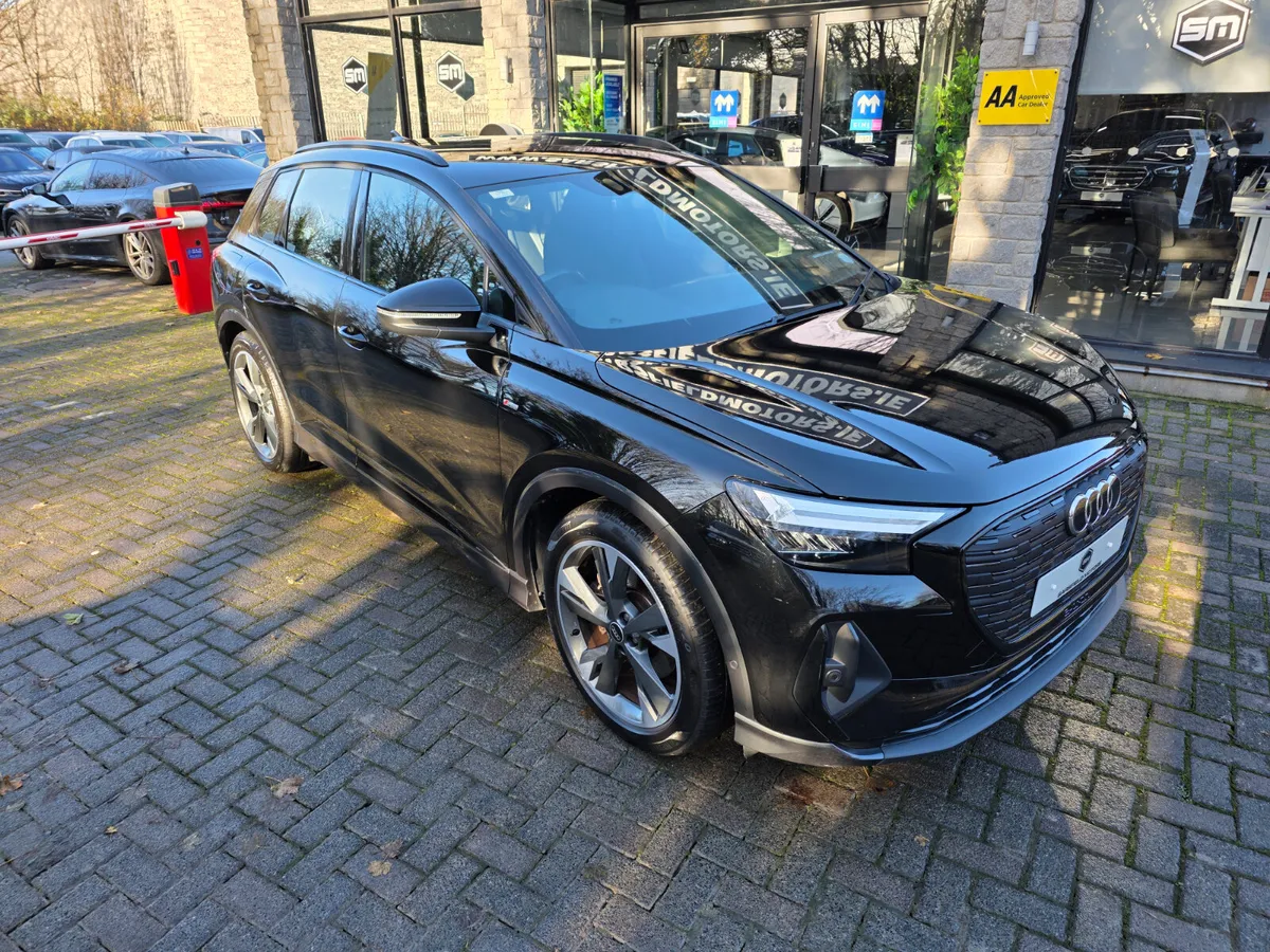 2023 AUDI Q4 35 S-LINE AUTO. - Image 3