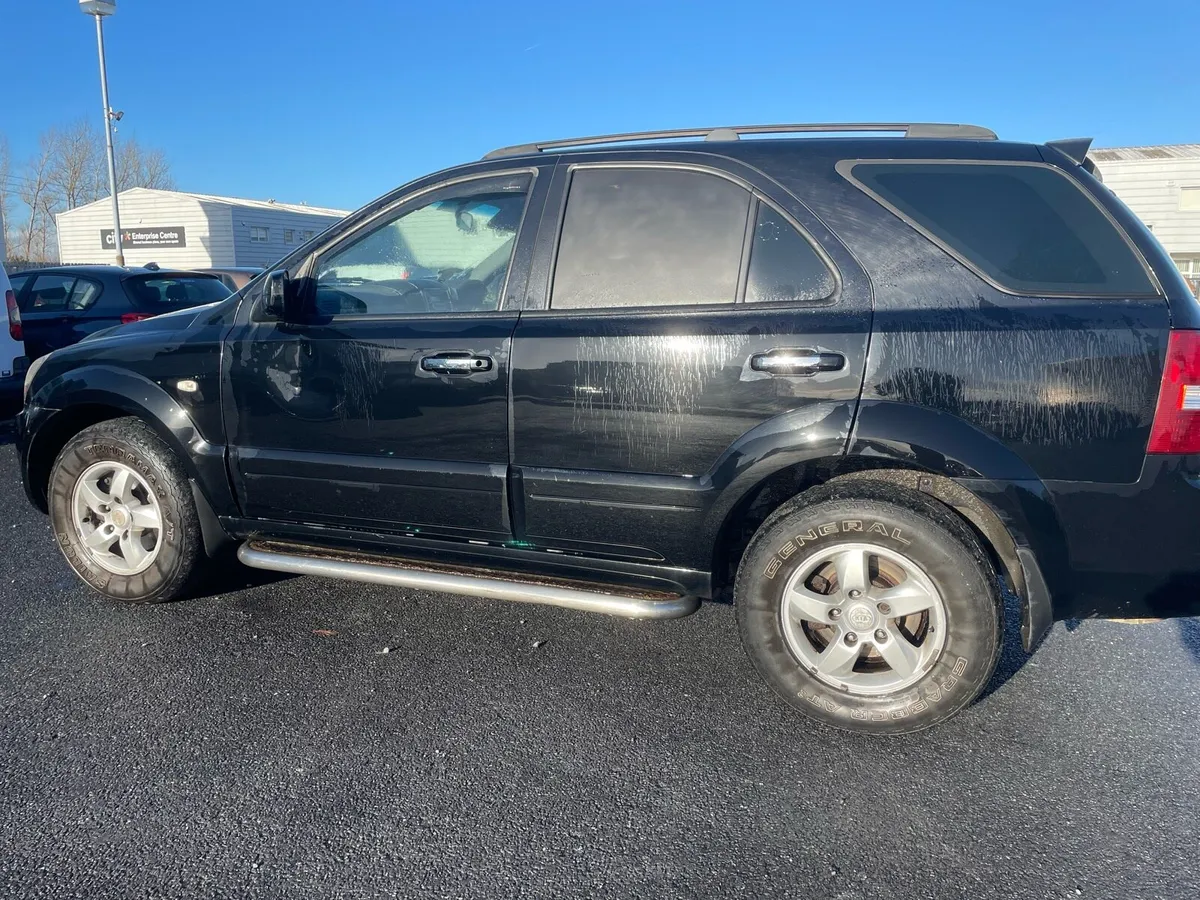 Kia Sorento 4x4 Jeep Automatic - Image 4
