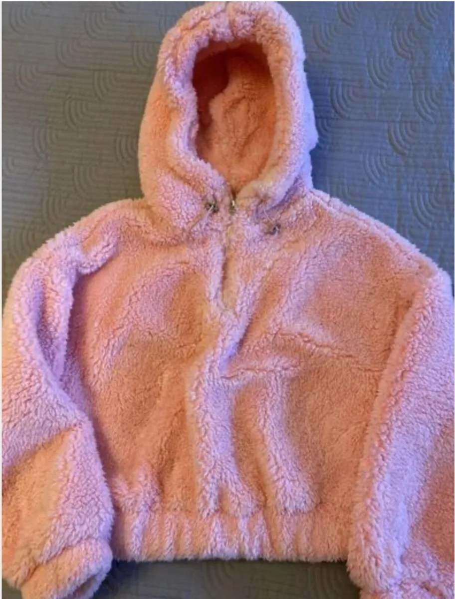 Bershka - Fleece - Size S - Image 1