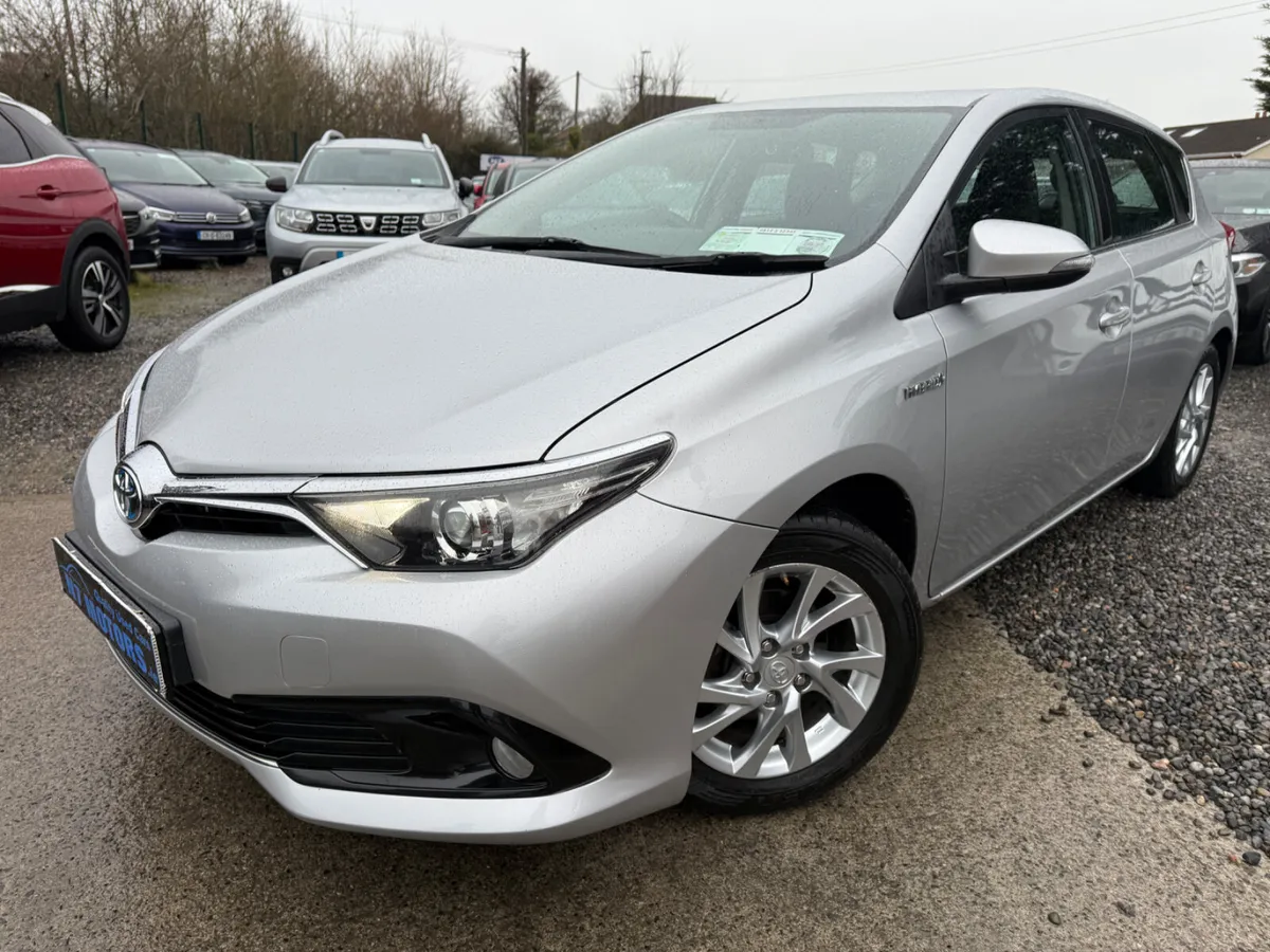 2016 Toyota Auris 1.8 LUNA HYBRID AUTO - Image 2