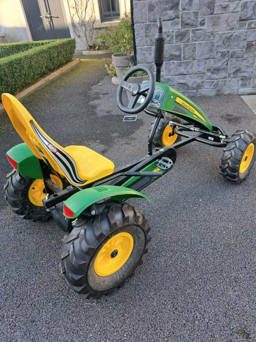 John Deere- Berg go cart tractor - Image 3