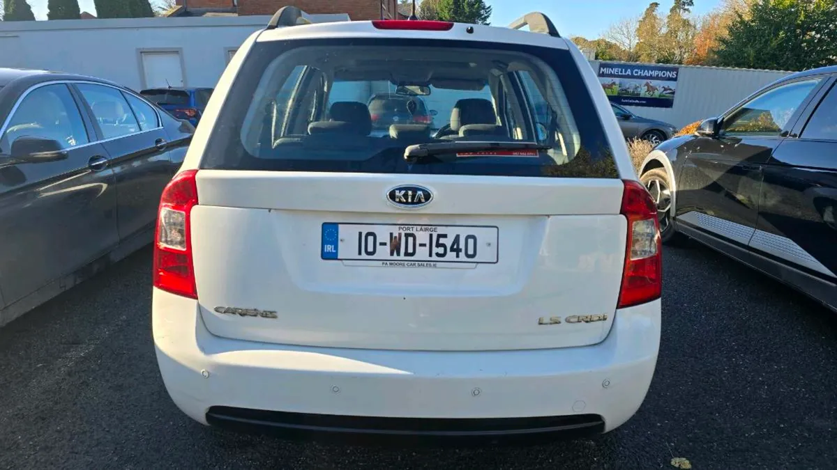 2010 Kia Carens 2.0 CRDI 7 Seats💺 - Image 4