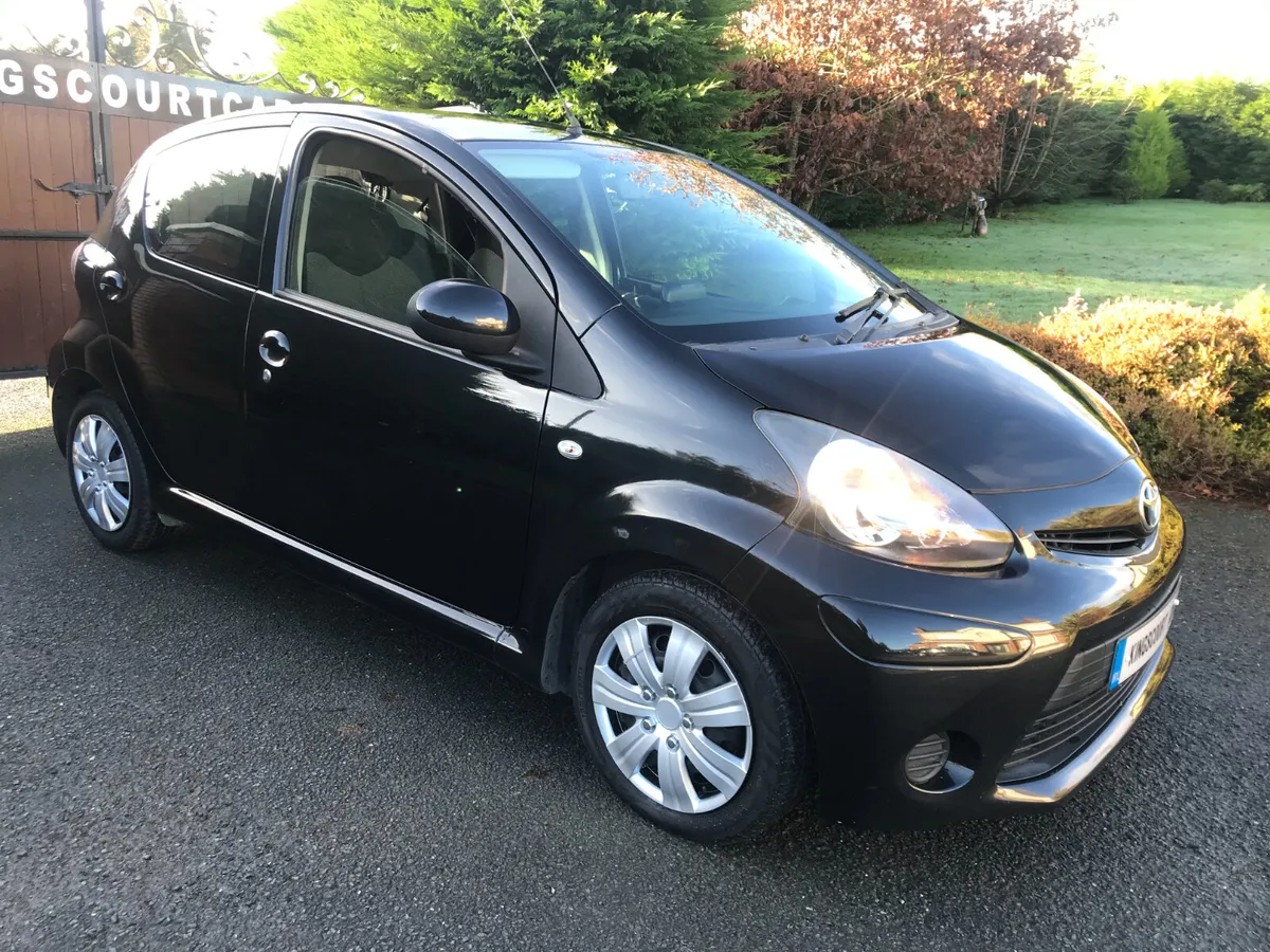 141 TOYOTA AYGO 1.0 PETROL AUTOMATIC - Image 1