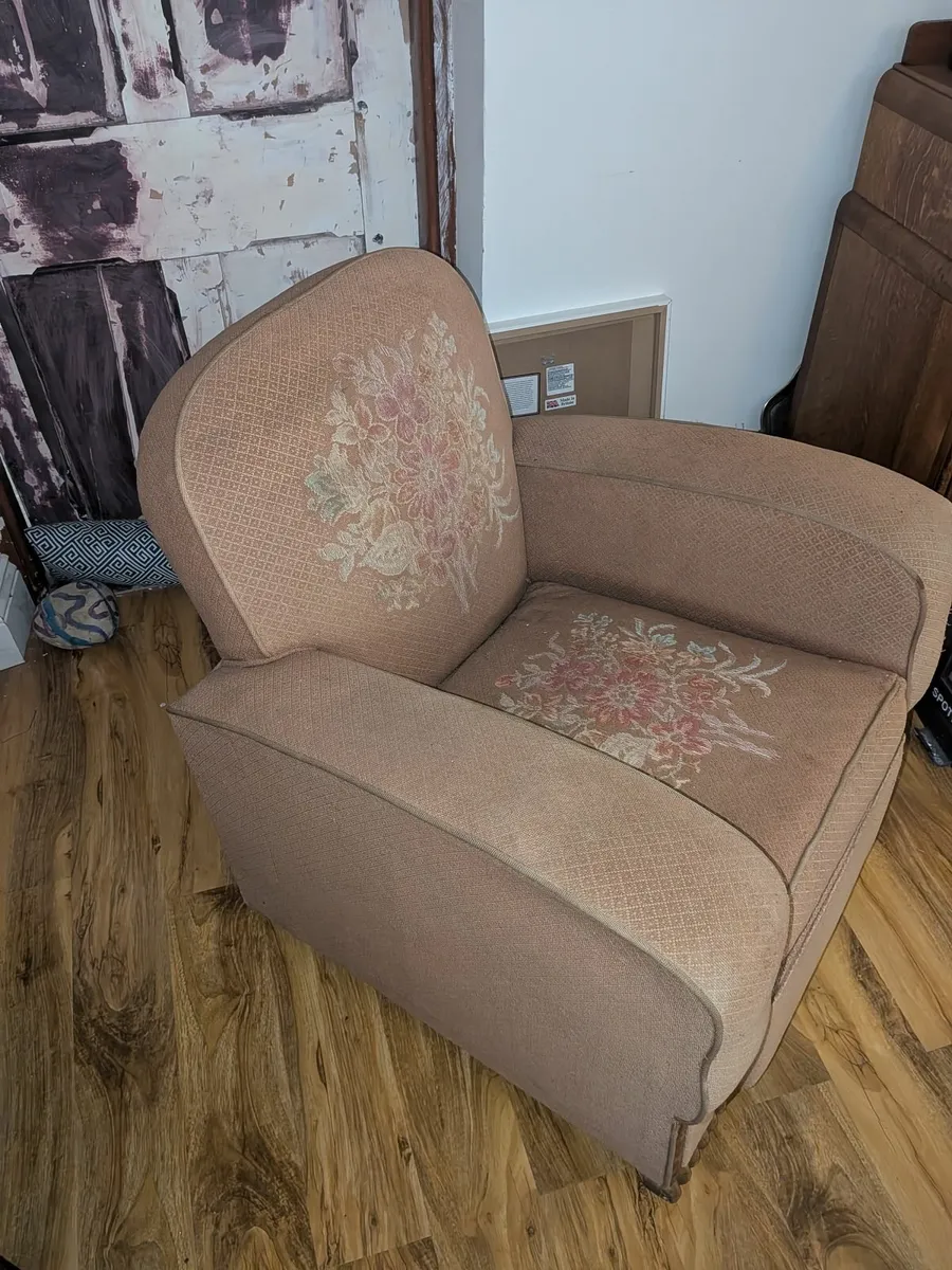 Pair pf Vintage Armchairs - Image 3