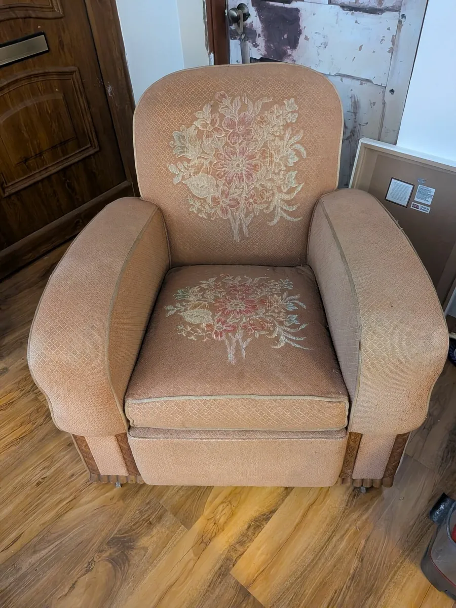 Pair pf Vintage Armchairs - Image 4