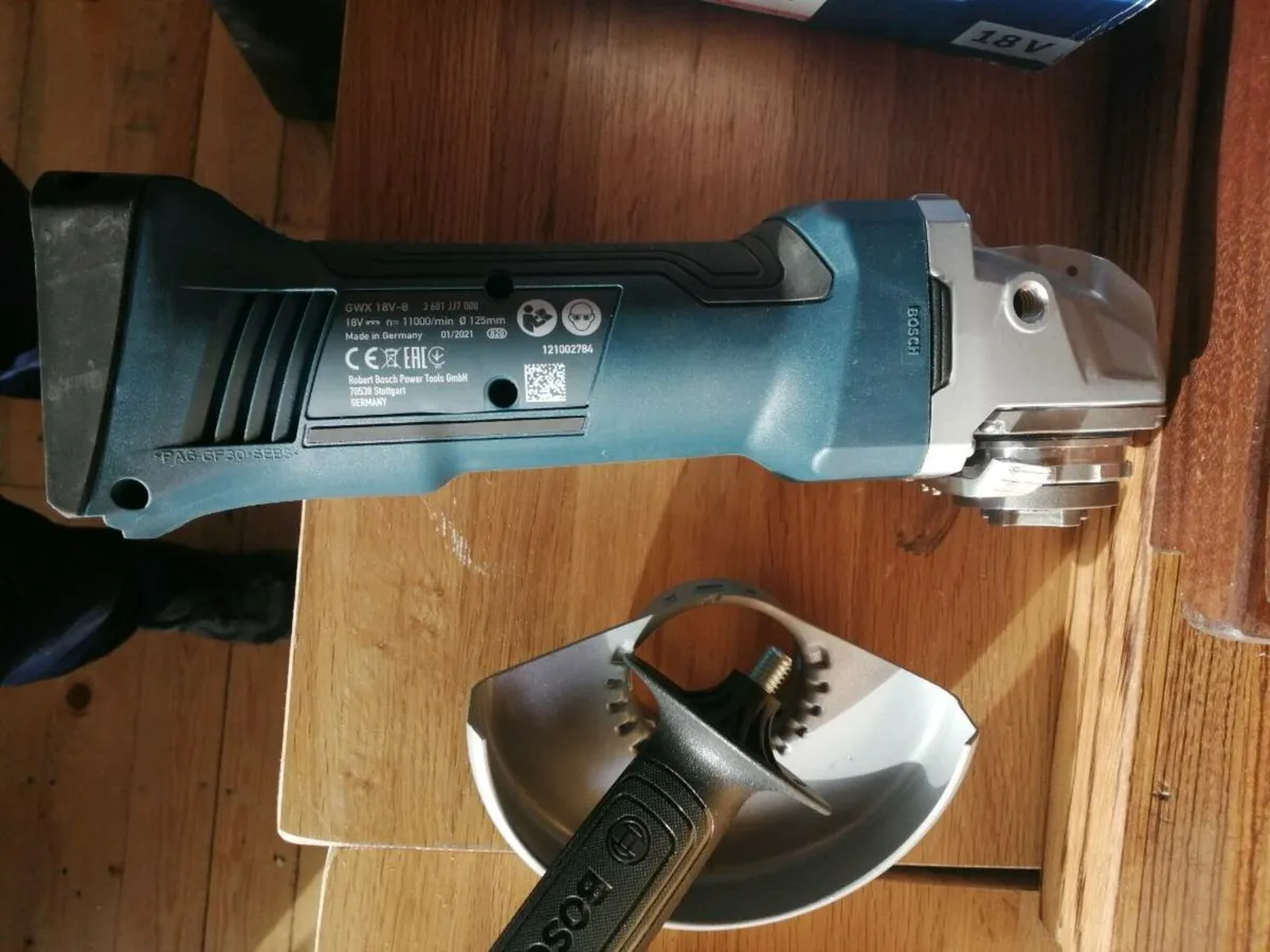 Bosch 18v angle grinder - Image 2