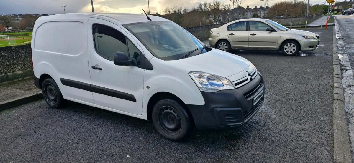 Citroën berlingo fresh cvrt test today - Image 1