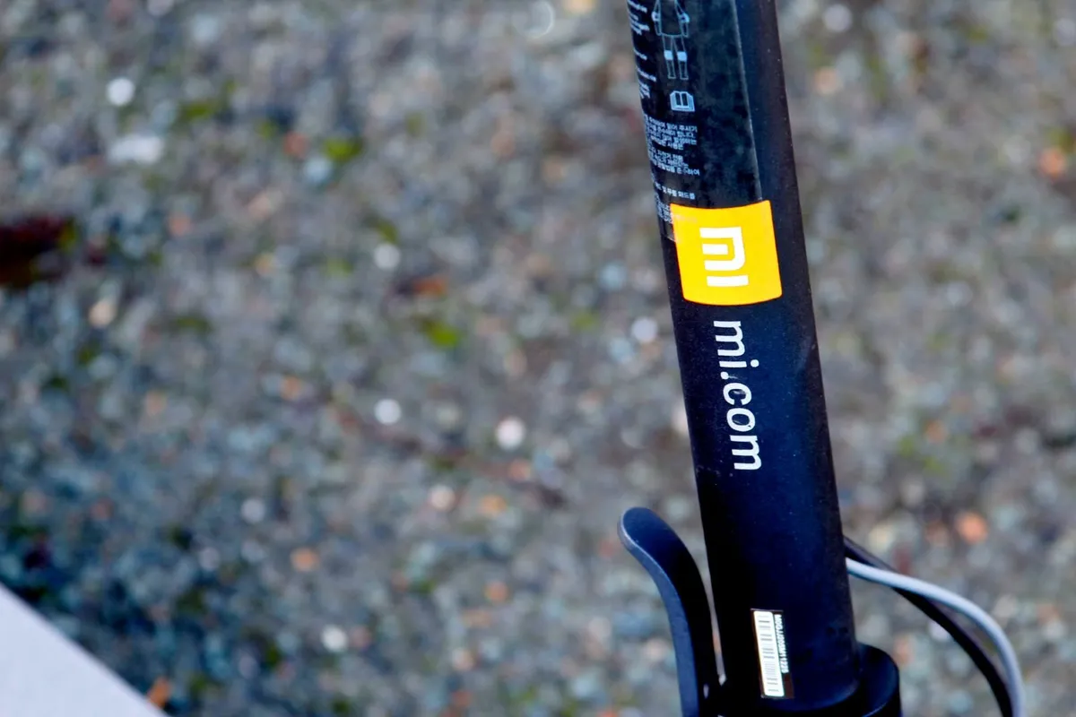 eScooter -  Mi Adult Scooter - Image 3