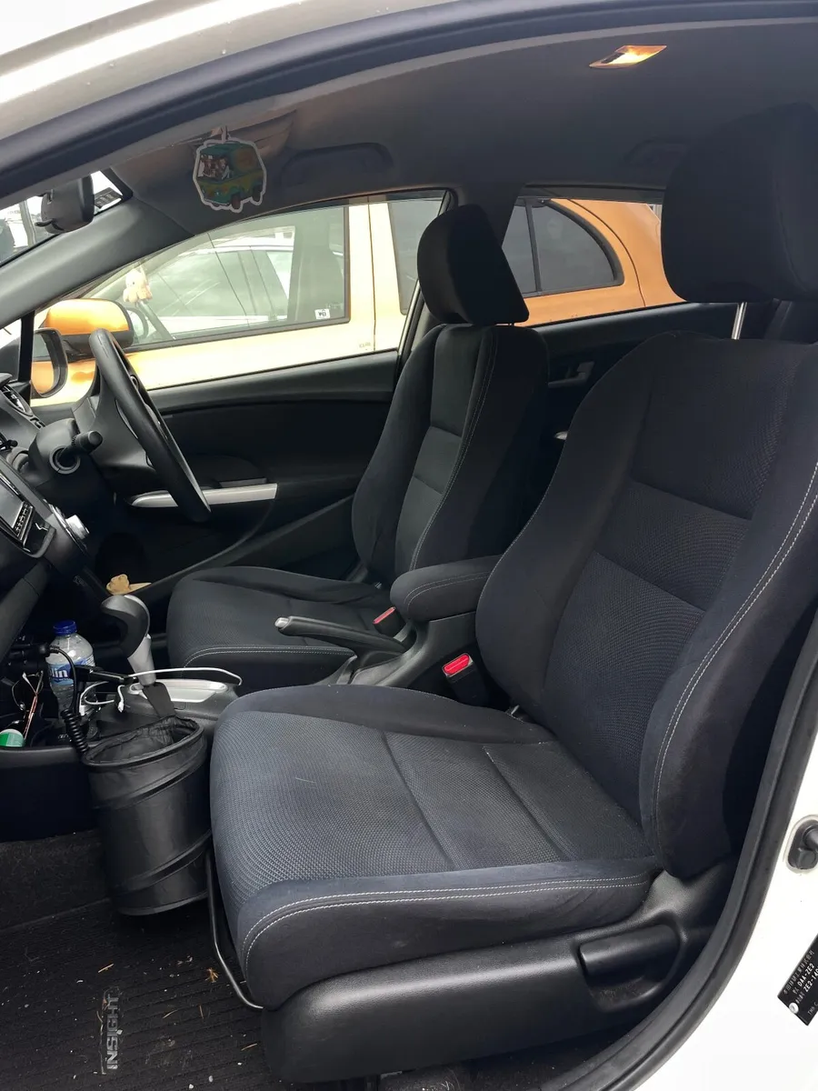 Honda Insight 2012 New NCT & Cork Parking Permit - Image 3