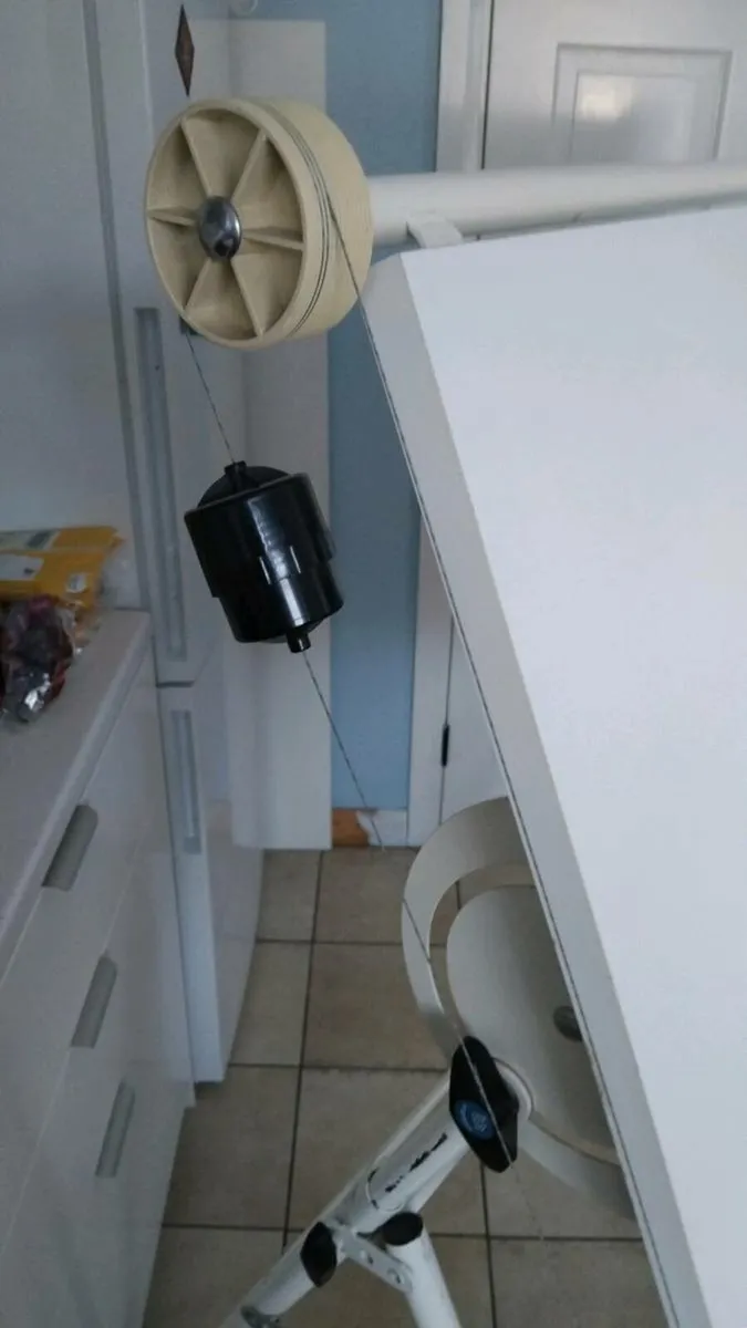 A1 DRAWING BOARD AND DRAUGHTING CHAIR - Image 3