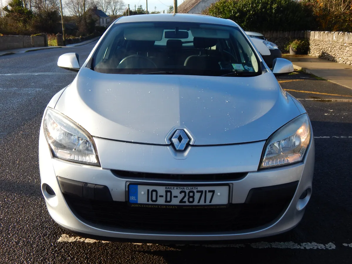 2010 Renault Megane 1.5dc Low Kms Tax & Test 11/26 - Image 3