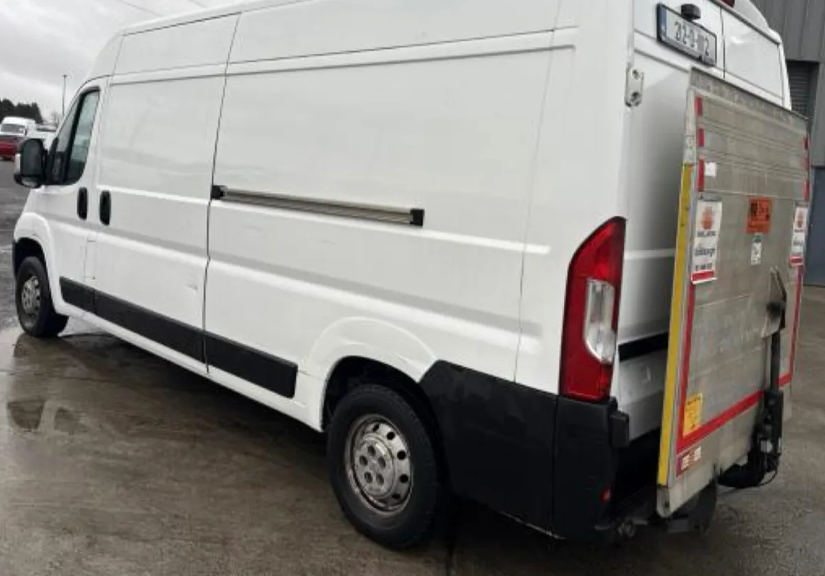 PEUGEOT BOXER 2021 TAIL LIFT INCLUDES VAT - Image 3