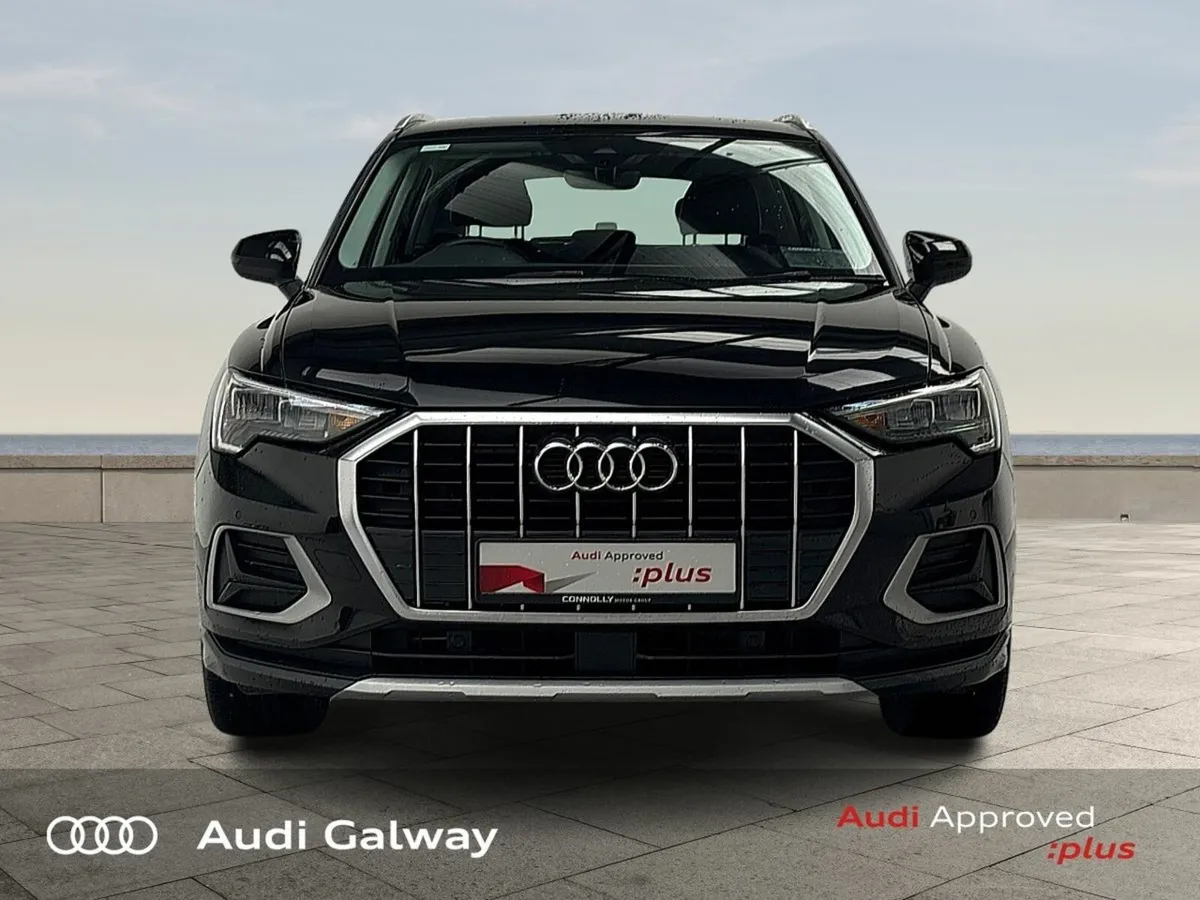 Audi Q3 45 TFSI E S Tronic SE - Image 2