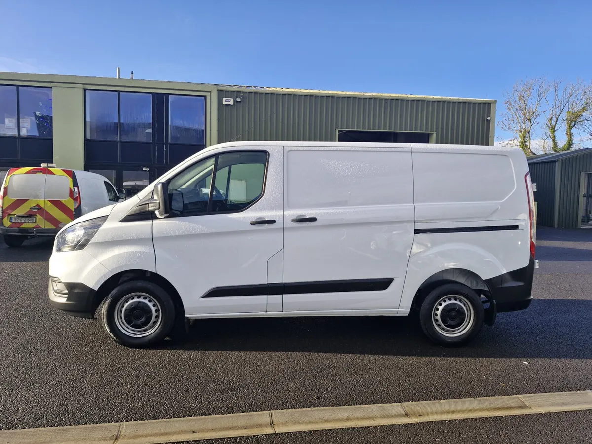 Ford Transit Custom 2021 - Image 2