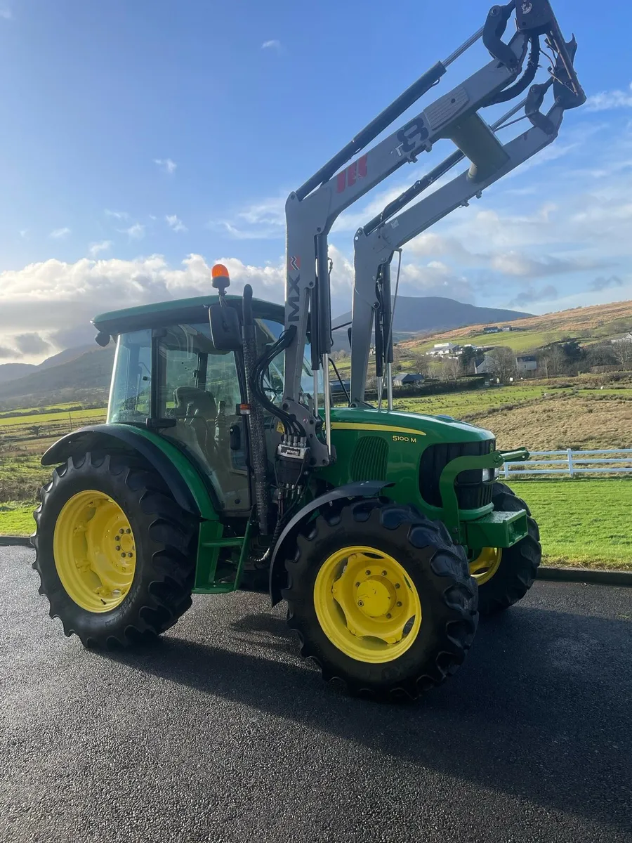 2010 John Deere 5100M - Image 1