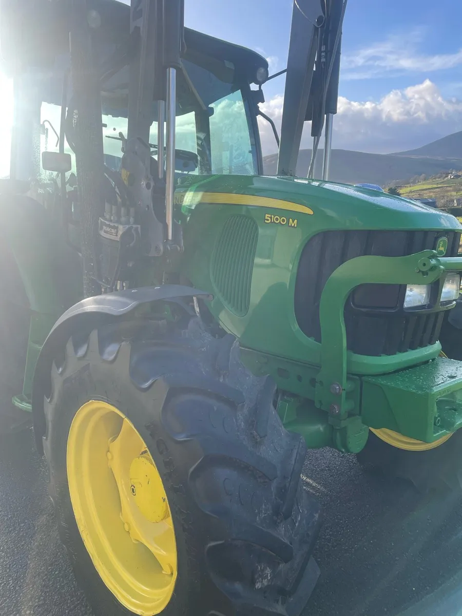 2010 John Deere 5100M - Image 3