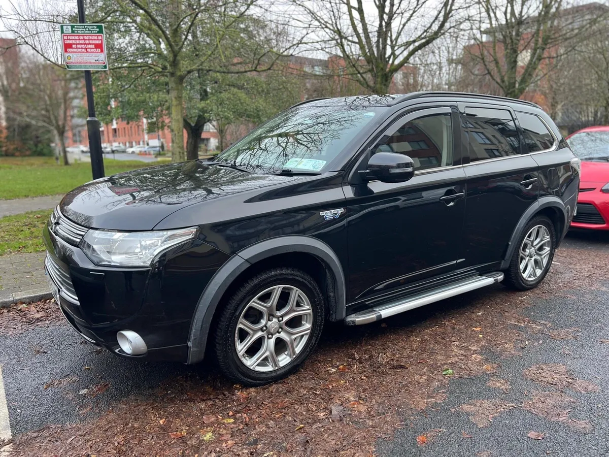 Mitsubishi Outlander PHEV,NCT 2027 - Image 1