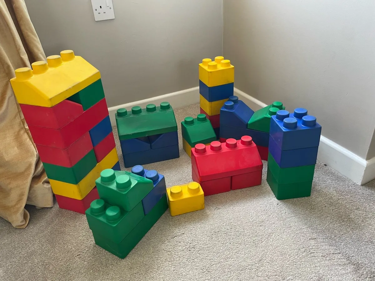 Giant Lego - Image 1