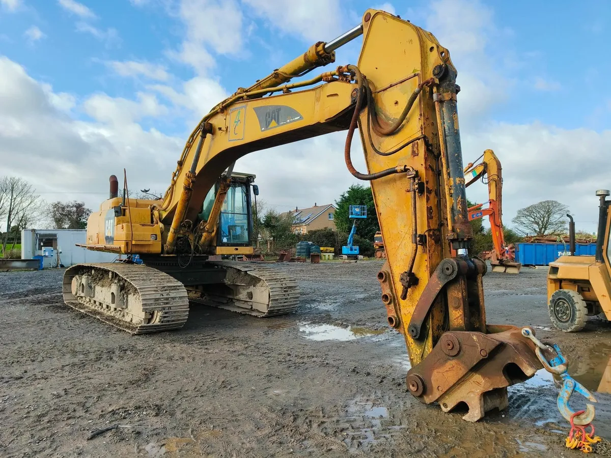 2002 CAT345B Excavator with 6.8m Boom, 3.4m Dipper - Image 1