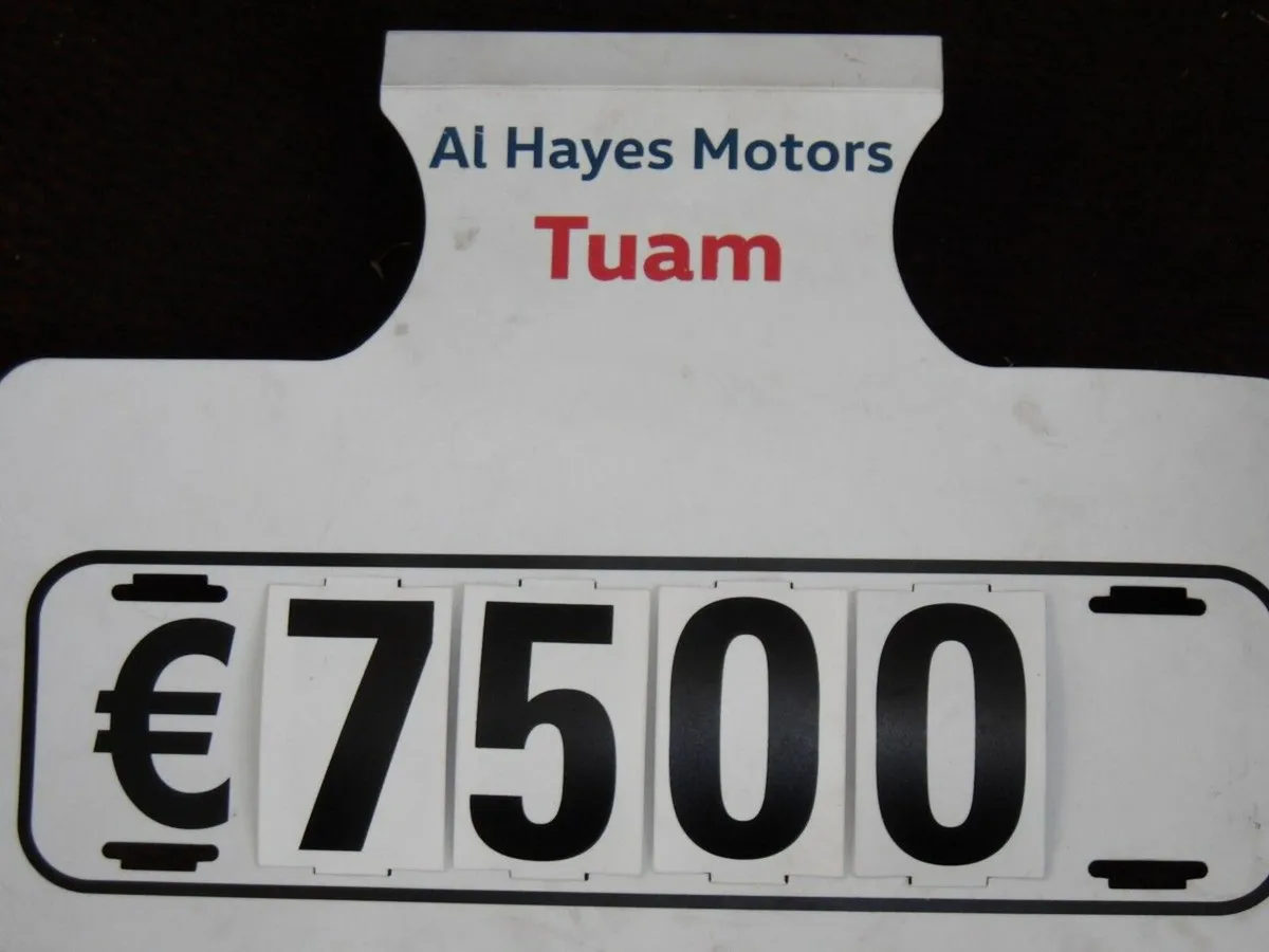 Volkswagen Passat 1.6 TDI TRENDLINE BLUEMOTION TEC - Image 3