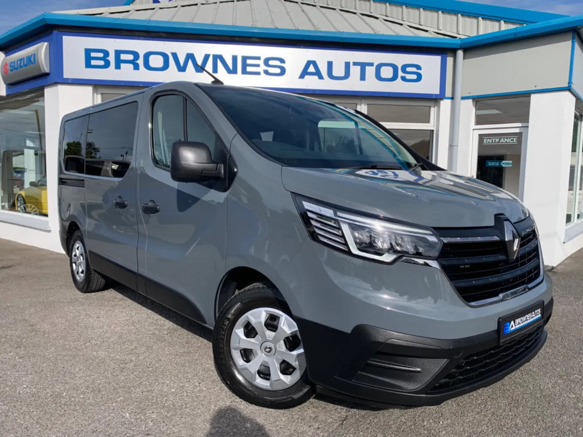 2022 Renault Trafic 9 Seater Business - Image 4