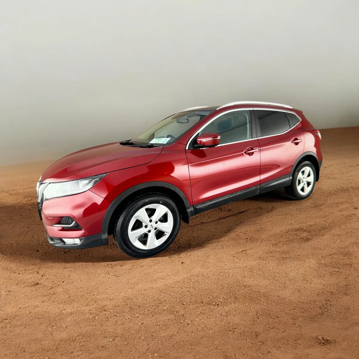 2018 Nissan Qashqai 1.2 PET SV  only 81,000 Miles - Image 3