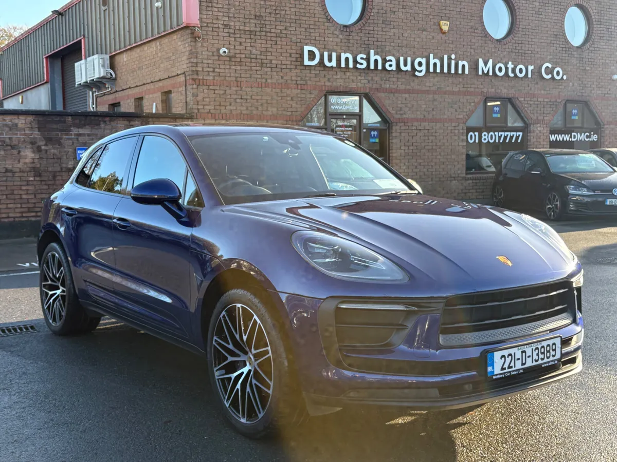 221 Porsche Macan 2.0 Petrol Huge Spec *Low Kils* - Image 3