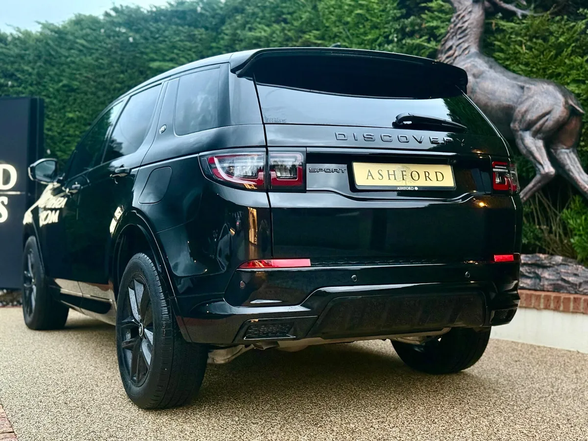 Discovery sport Dynamic se 270BHP huge spec - Image 4