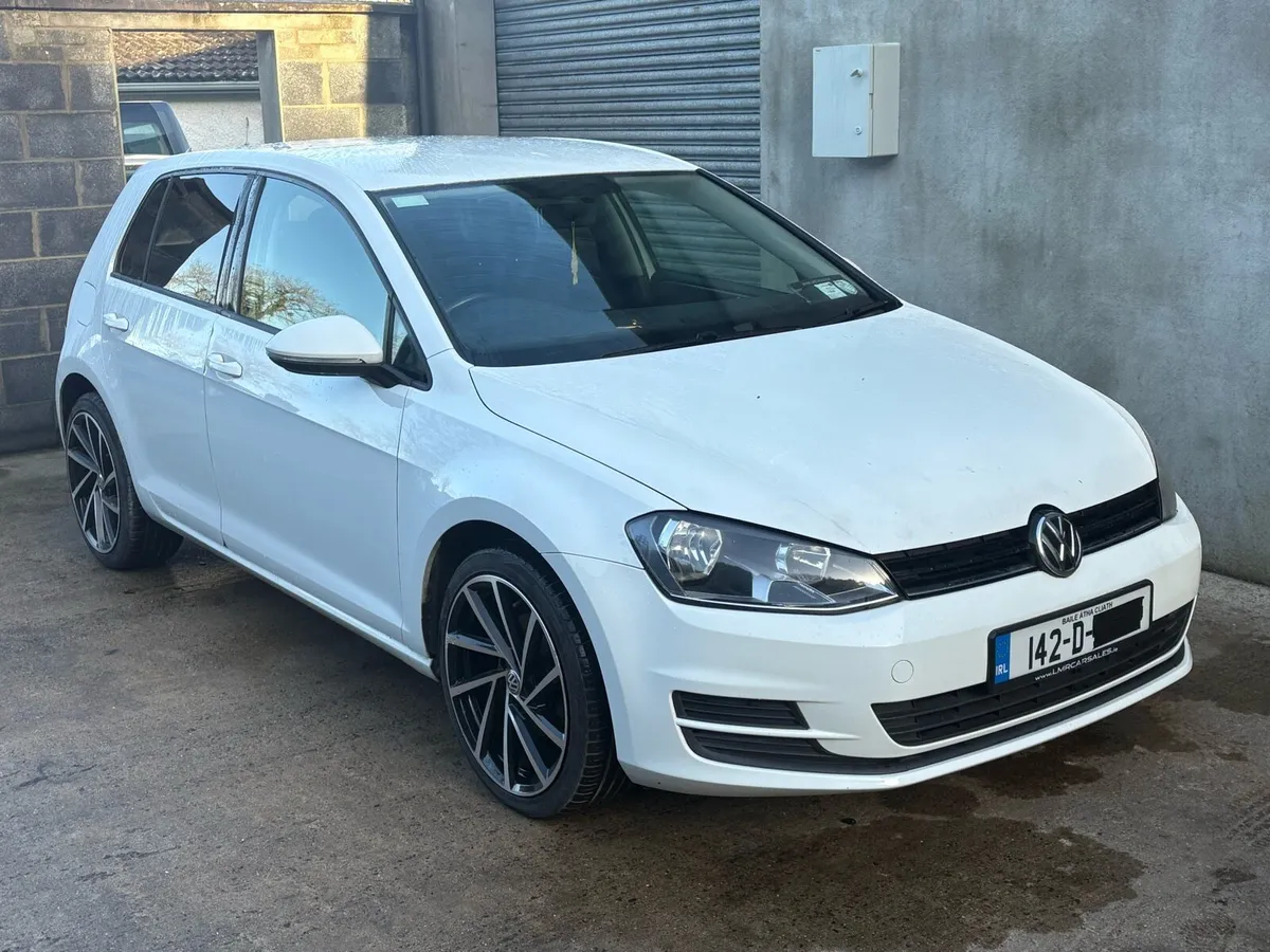 142 VW GOLF - Image 1