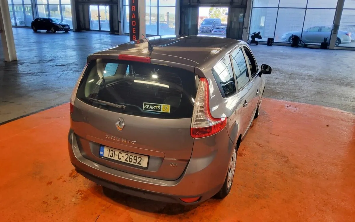 Renault Grand Scenic 1.5 DCI 110 DYNAMIQUE - Image 3