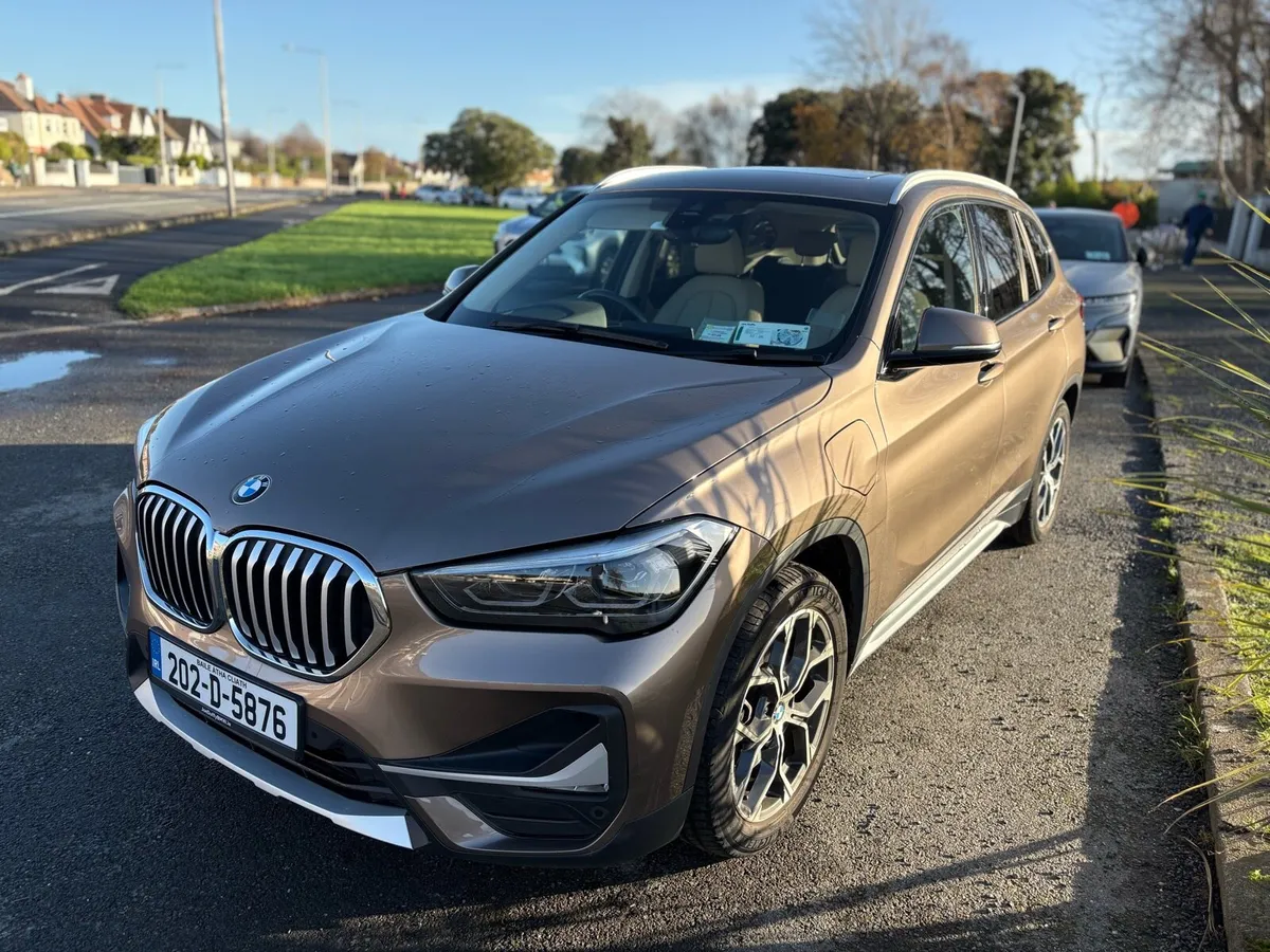 202D BMW x1 Hybrid Low Mileage - Image 1