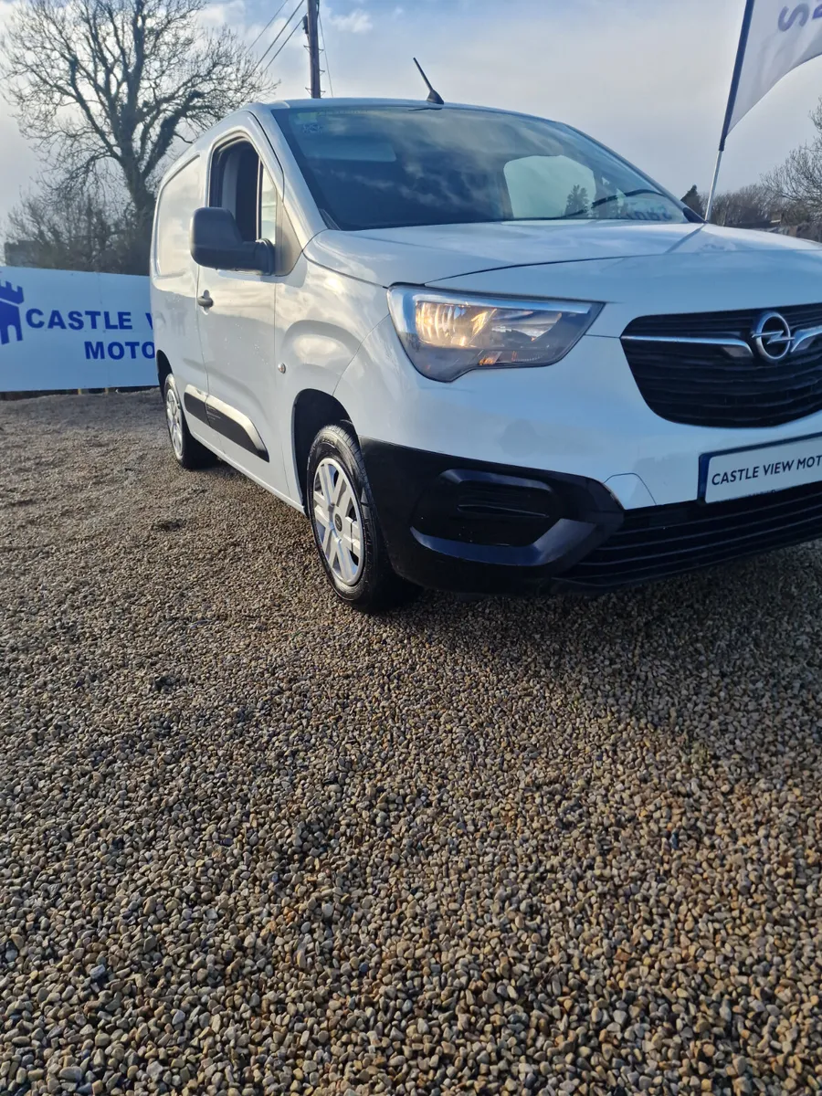 2020 Opel Combo 1.5  Finance Available - Image 3