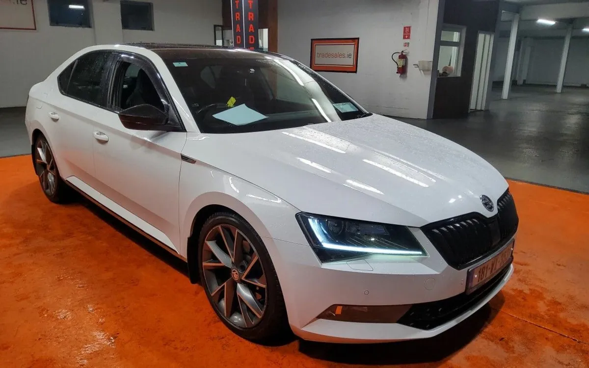 Skoda Superb 2.0TDI SCR 190PS SPORTL - Image 1