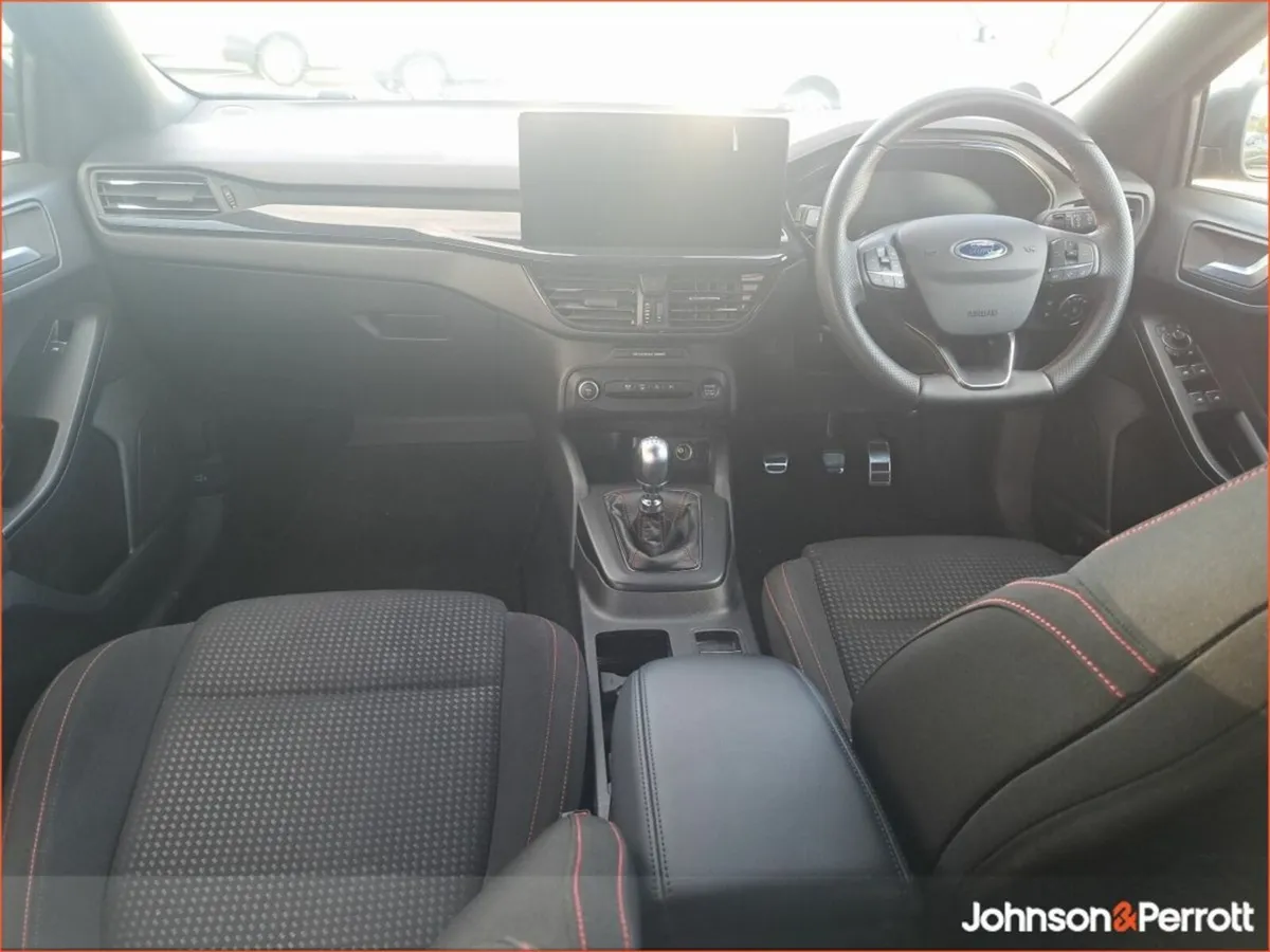 Ford Focus 1.0L EcoBoost 125PS ST-Line. - Image 4