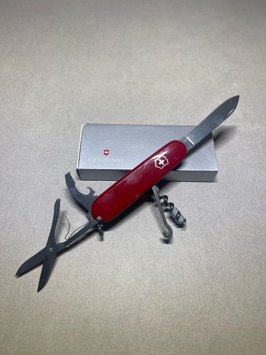Victorinox Compact - Image 1