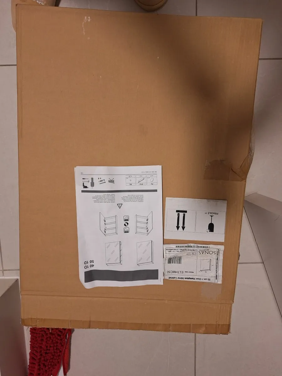 2 Bathroom cabinet mirrors - Image 1