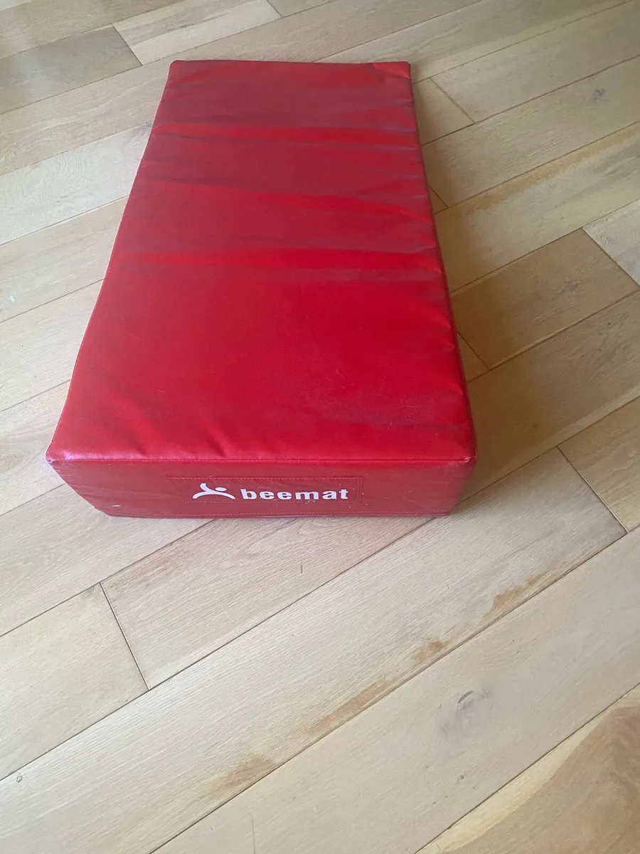 Gymnastics Beemat Wedge - Image 1